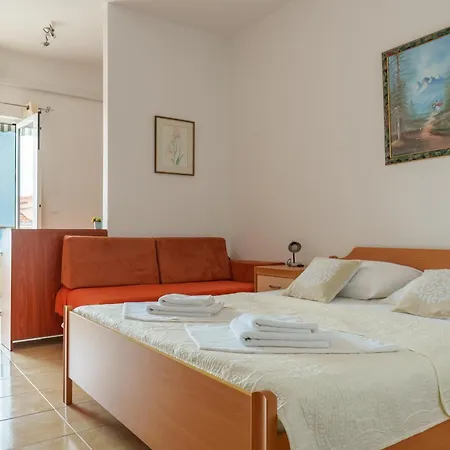 Sea View For 2-3 People - Close To Commodities Apartamento Baška Voda