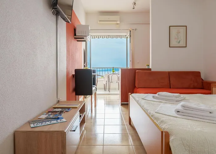 Sea View For 2-3 People - Close To Commodities Apartamento Baška Voda